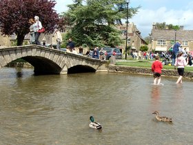 bourton-on-the-water02
