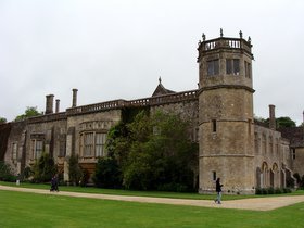 lacock_abbey01