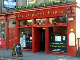 elephant_house01